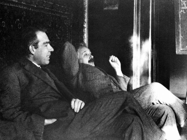 Nils Bohr ve Albert Einstein