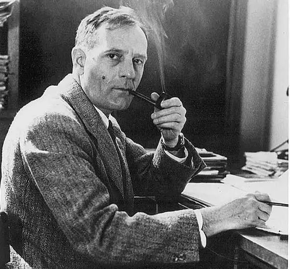 Edwin Hubble'ın Hubble Yasası Neden Hubble - Lemaitre Olarak Değişti?