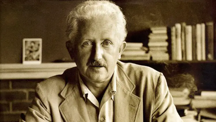 Erik Erikson'un Psikososyal Gelişim Kuramı 