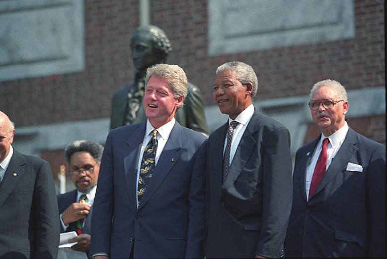 Mandela Etkisi: Bir Grup İnsan Aynı Şeyi Nasıl Yanlış Hatırlayabilir?
